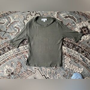 Amour Vert - slightly cropped and fitted - Olive Green Ribbed Top